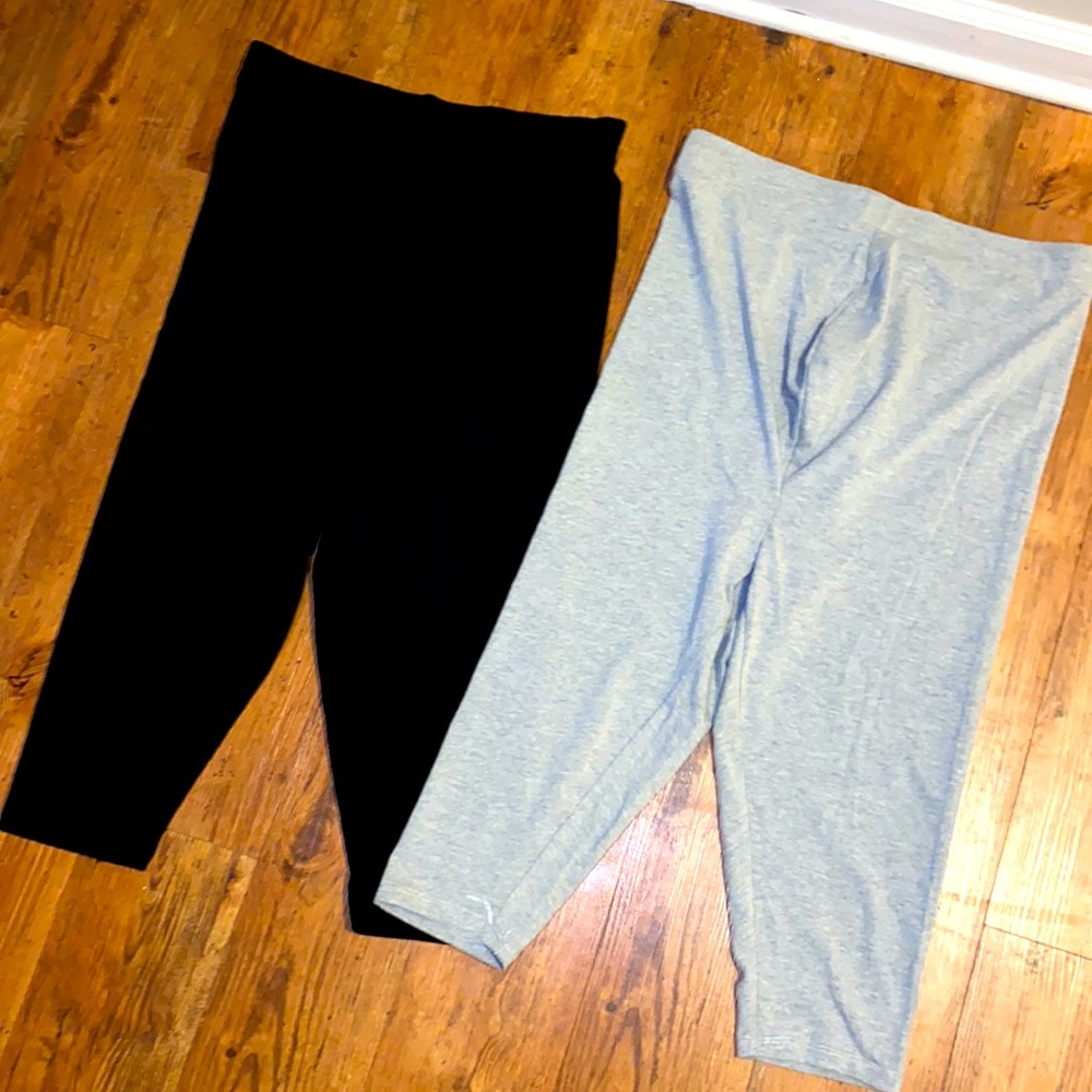 NWOT Maternity leggings capri (2)